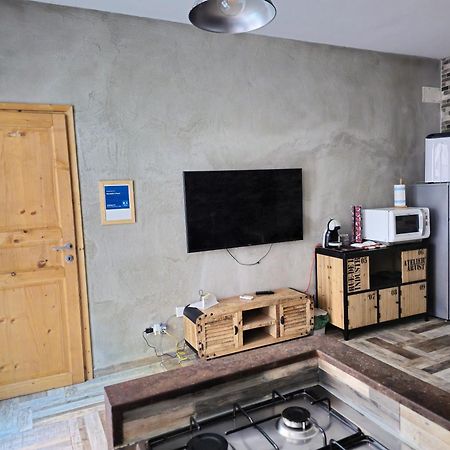Mondello'S Pearl Apartment Bagian luar foto