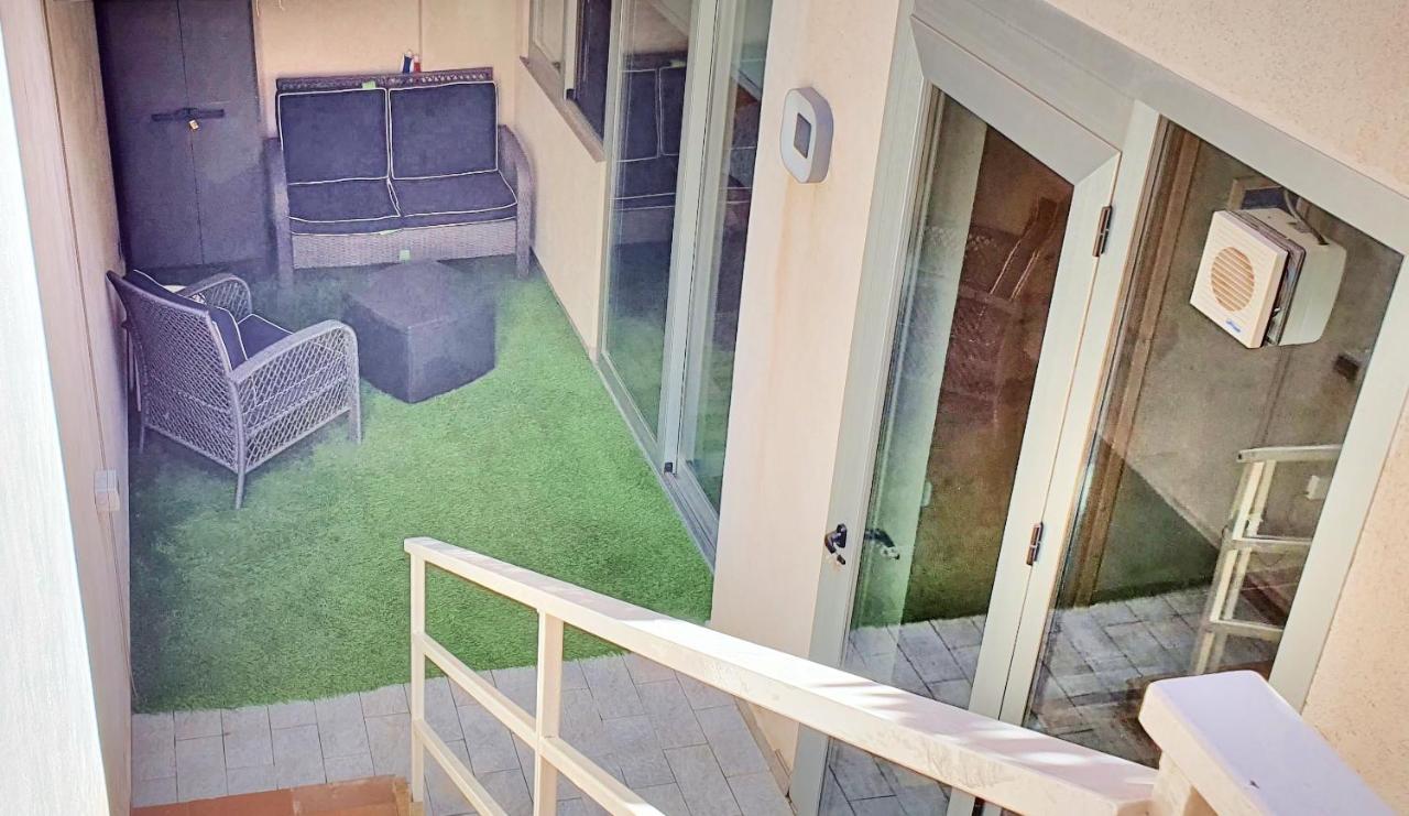 Mondello'S Pearl Apartment Ruang foto