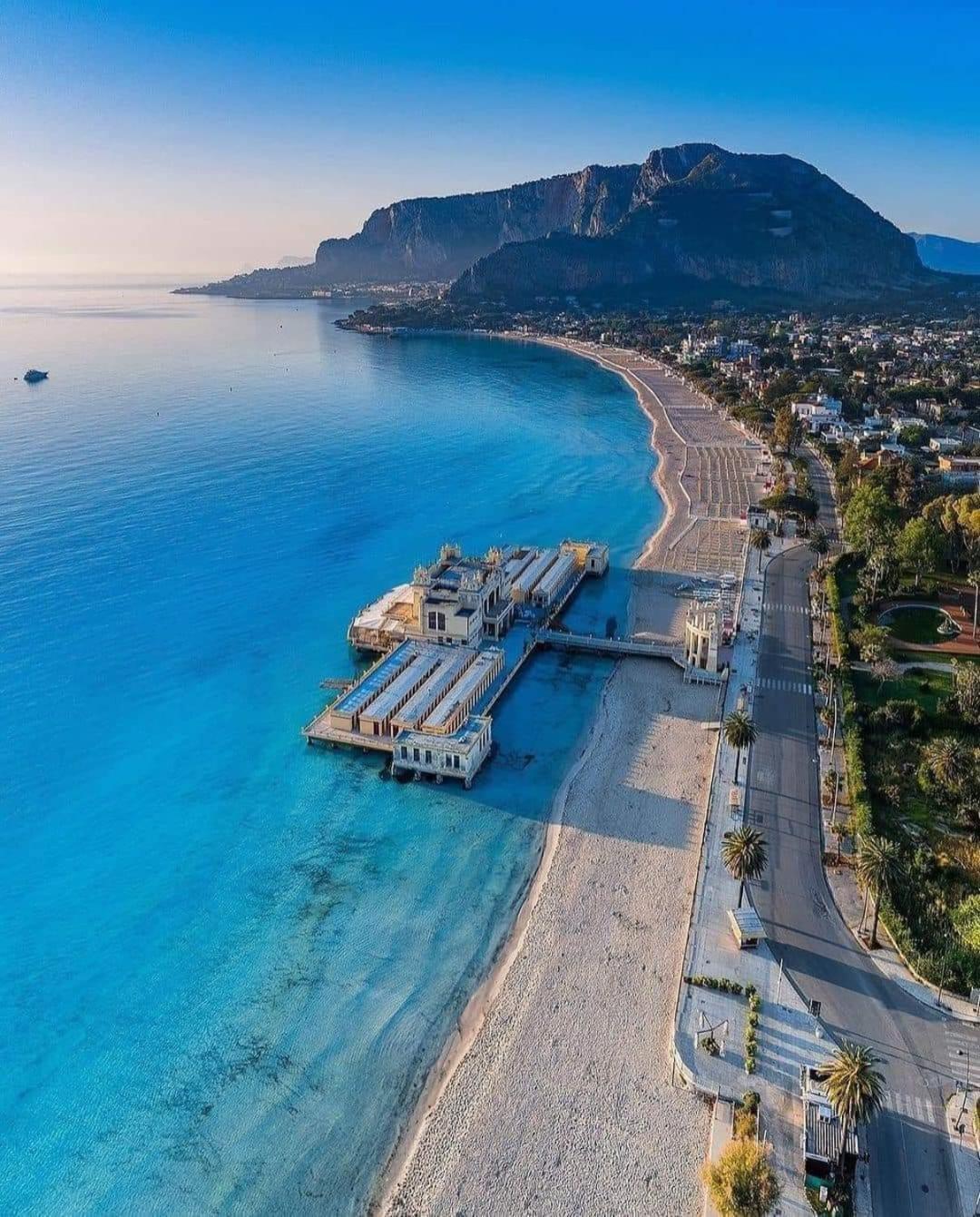 Mondello'S Pearl Apartment Bagian luar foto